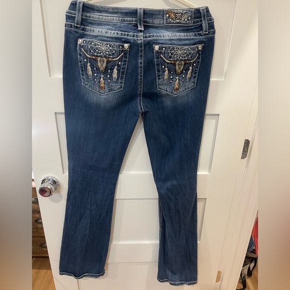 New. Never worn. Miss Me jeans. - Picture 2 of 5